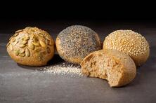 Vollkorn-Sesambr&ouml;tchen